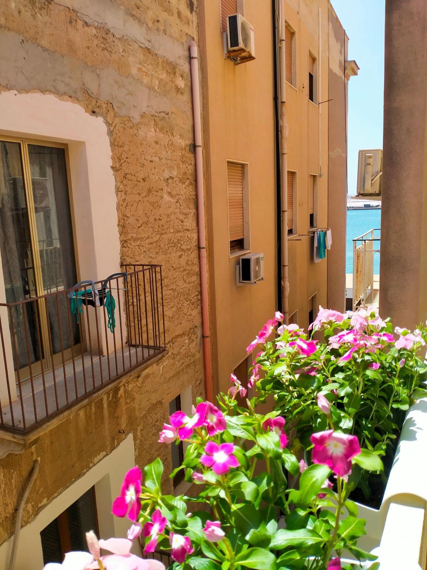 A Casa Tutti Bene Appartement Trapani Buitenkant foto